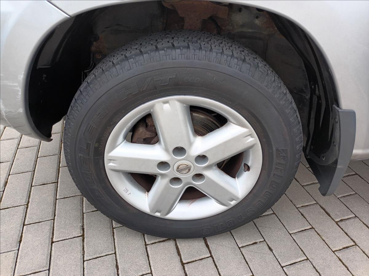 Nissan X-Trail SUV / Terénní 2,5 l 121 kw