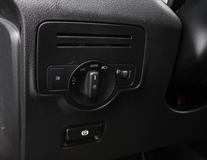 Mercedes-Benz Vito 20