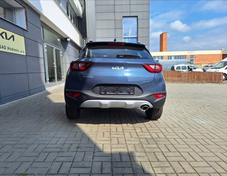 KIA Stonic 6