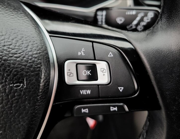 Volkswagen T-Roc SUV 999,0 85 kw