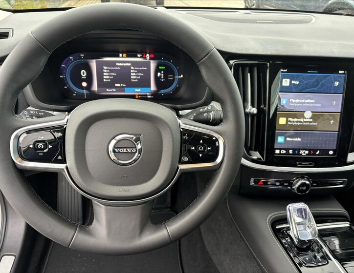 Volvo V60 Kombi 2,0 l 327 kw