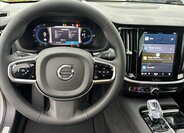 Volvo V60 Kombi 2,0 l 327 kw