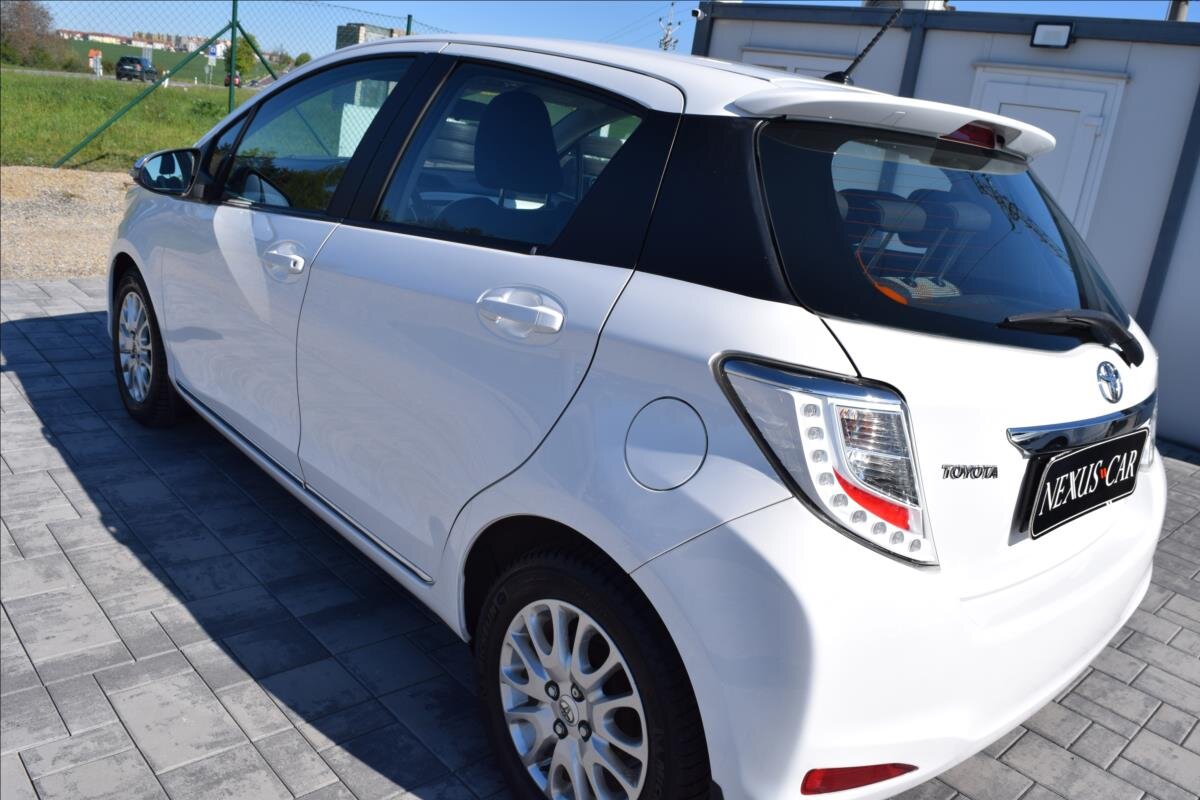 Toyota Yaris Hatchback 998,0 51 kw