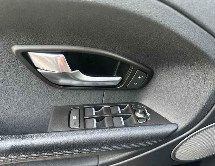 Land Rover Range Rover Evoque SUV / Terénní 2,2 l 110 kw