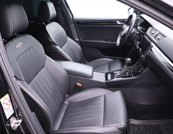 Škoda Superb Kombi 2,0 l 110 kw