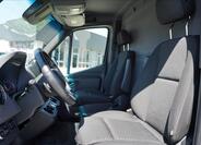 Mercedes-Benz Sprinter 11