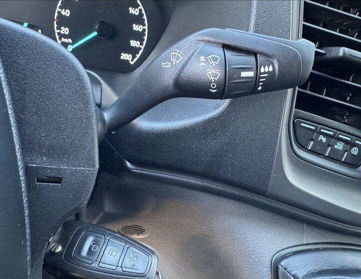 Ford Transit Custom Skříň 2,0 l 77 kw