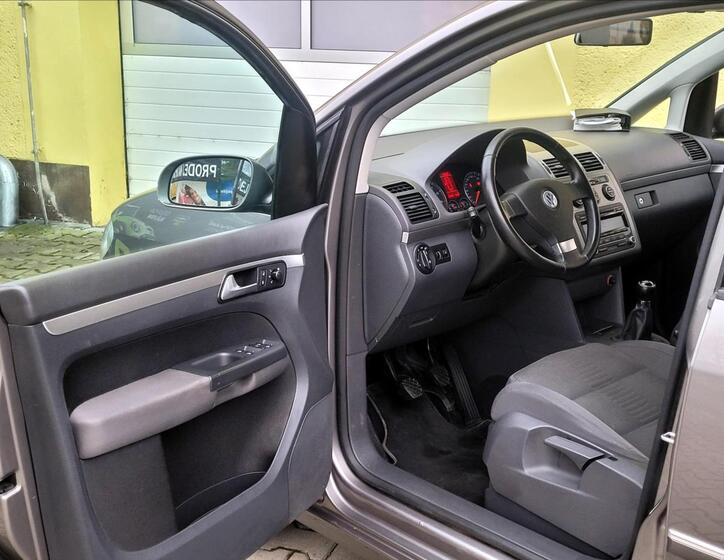 Volkswagen Touran 31