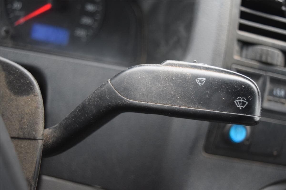 Volkswagen Transporter Kombi 2,5 l 96 kw