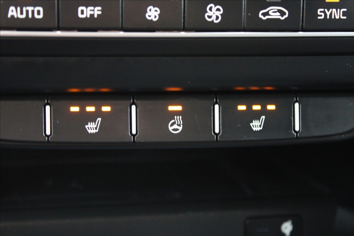 KIA Ceed Kombi 1,5 l 117 kw