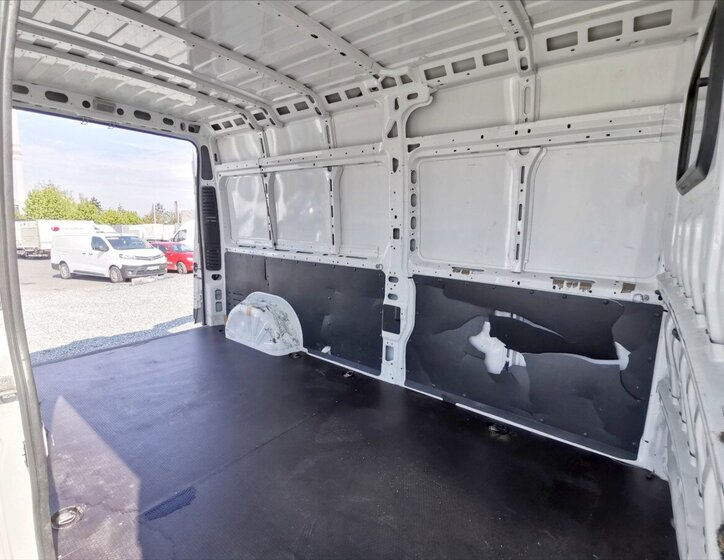 Peugeot Boxer Ostatní 2,2 l 110 kw