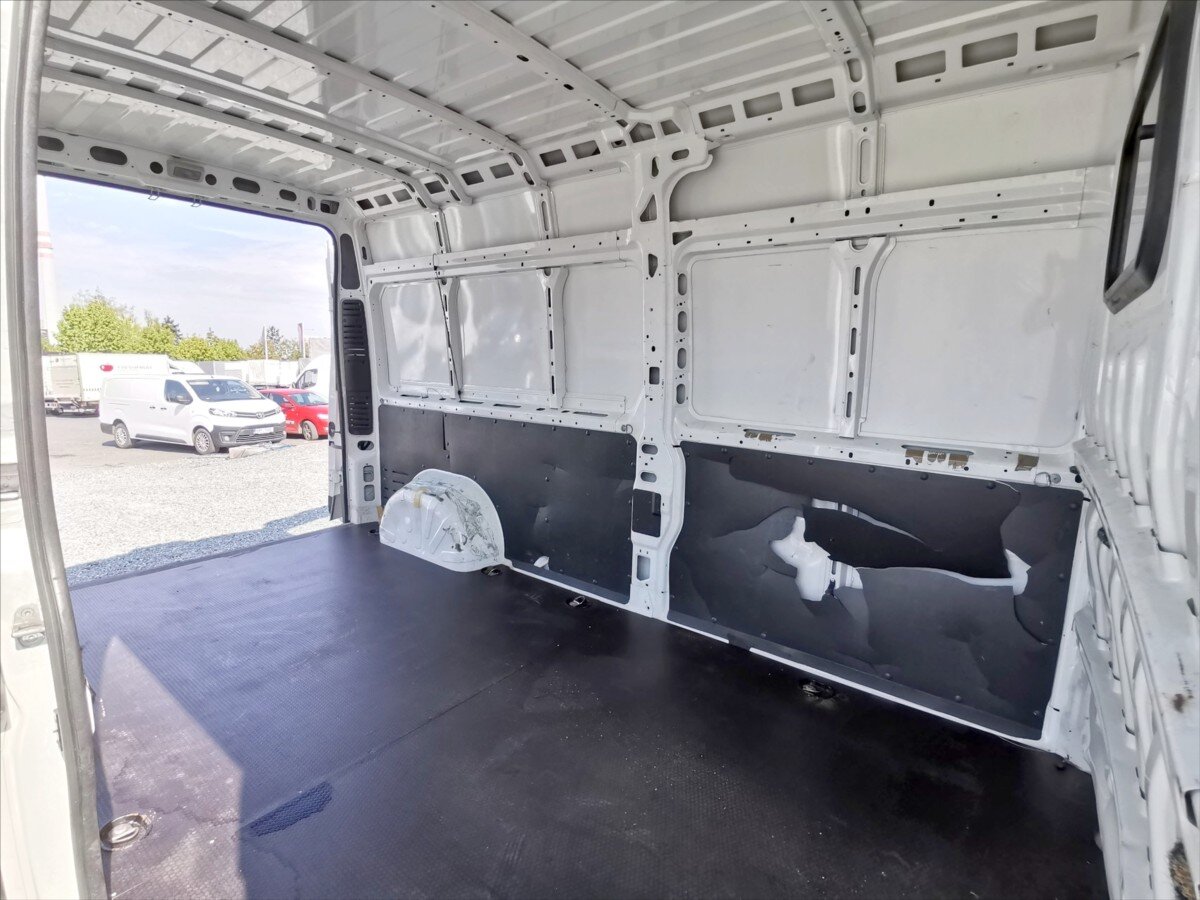 Peugeot Boxer Ostatní 2,2 l 110 kw