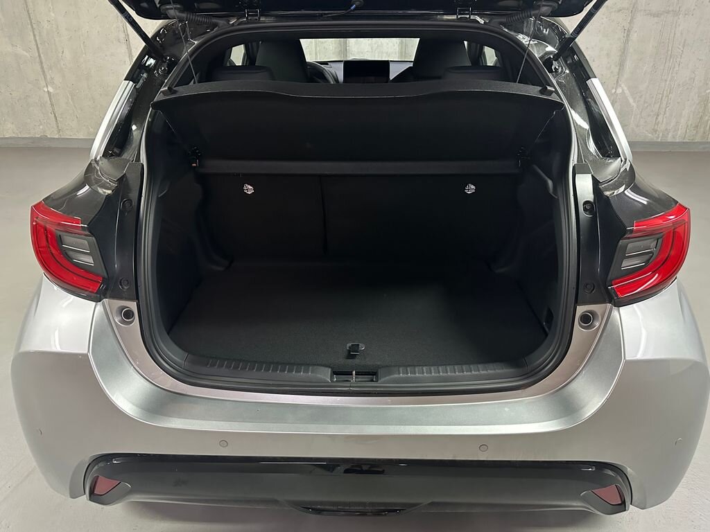 Toyota Yaris Hatchback 1,5 l 96 kw