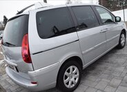 Peugeot 807 MPV 2,0 l 100 kw