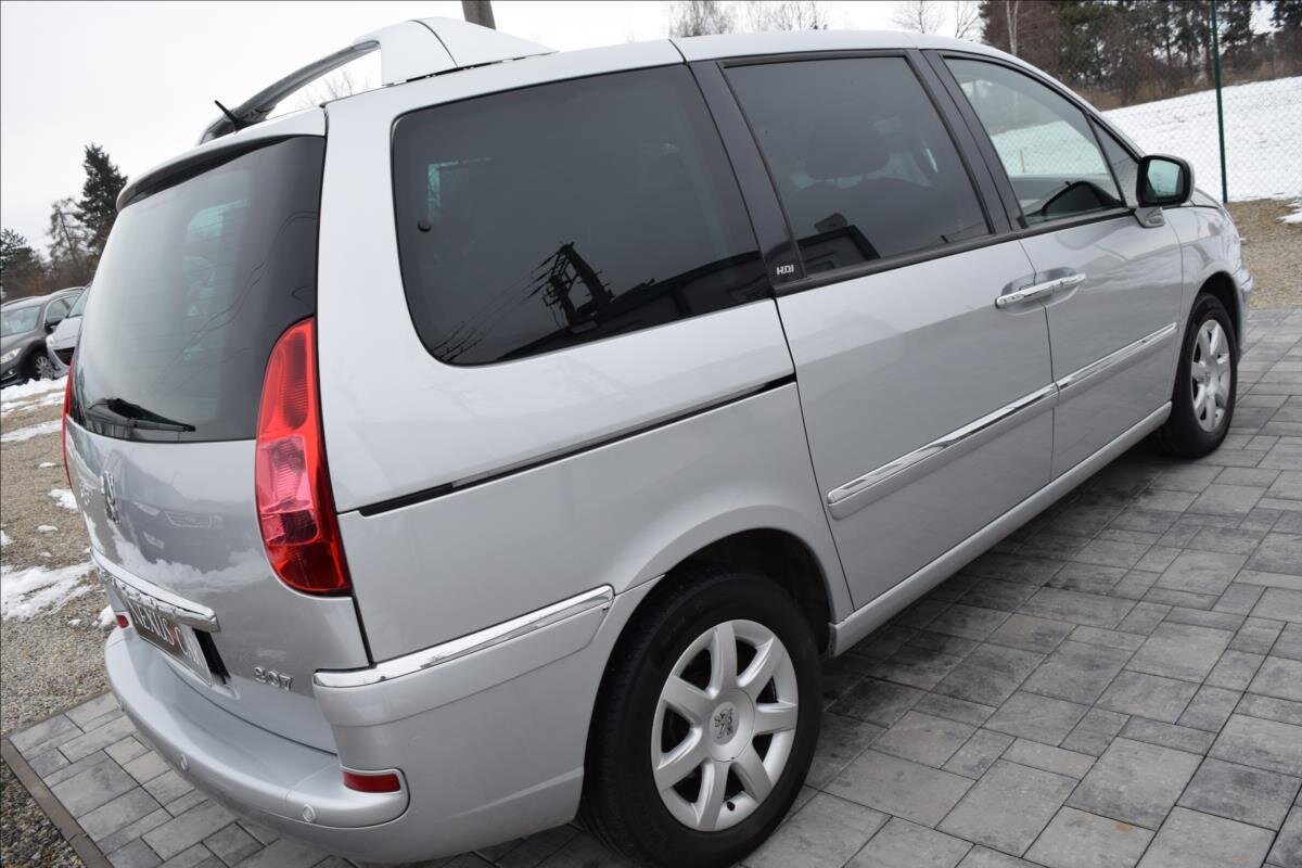 Peugeot 807 MPV 2,0 l 100 kw