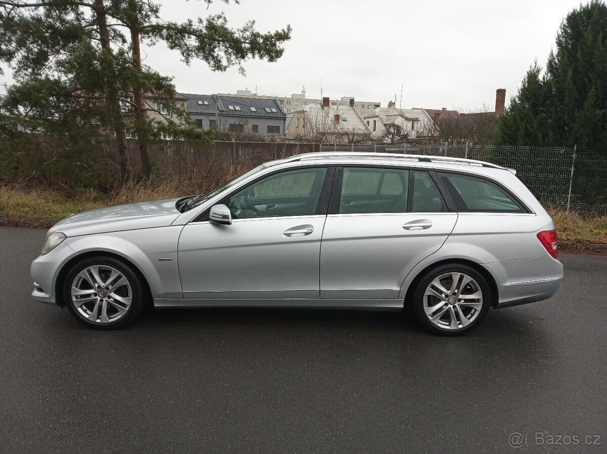 Mercedes-Benz Třídy C Kombi 0,0 125 kw