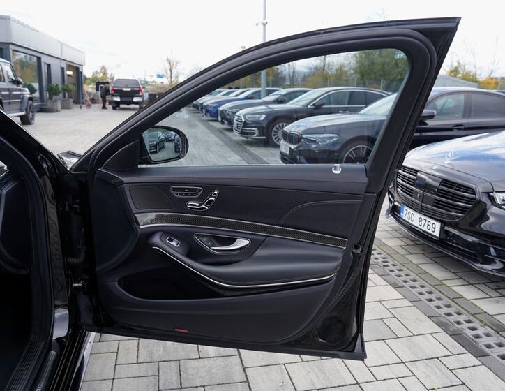 Mercedes-Benz Třídy S 18