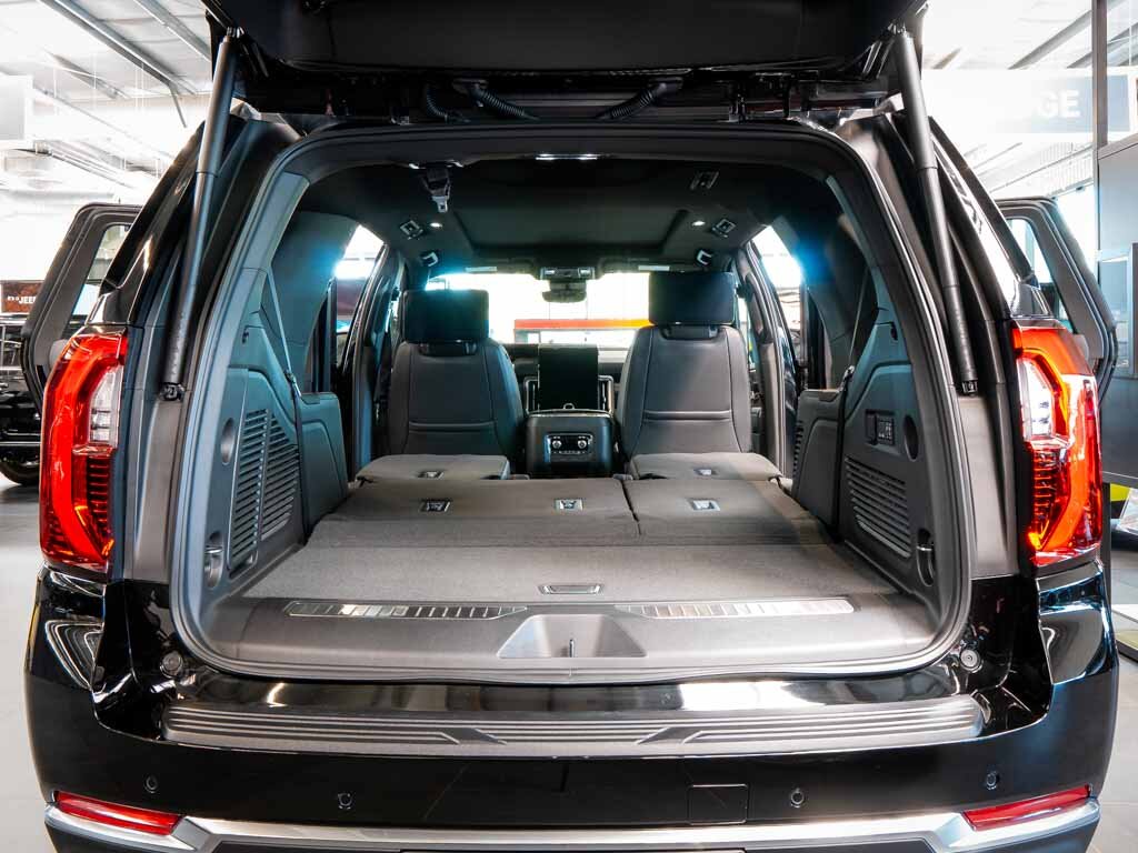 GMC Yukon SUV 6,2 l 313 kw