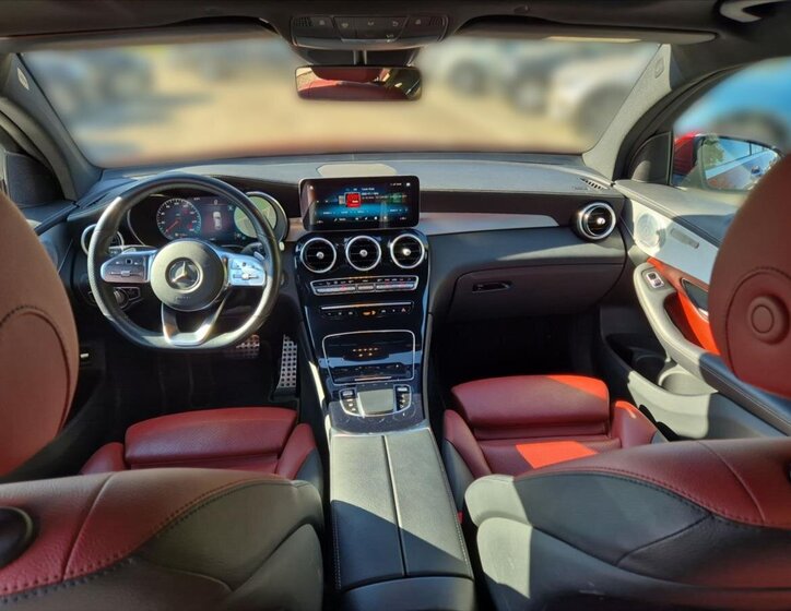 Mercedes-Benz GLC Hatchback 2,0 l 180 kw