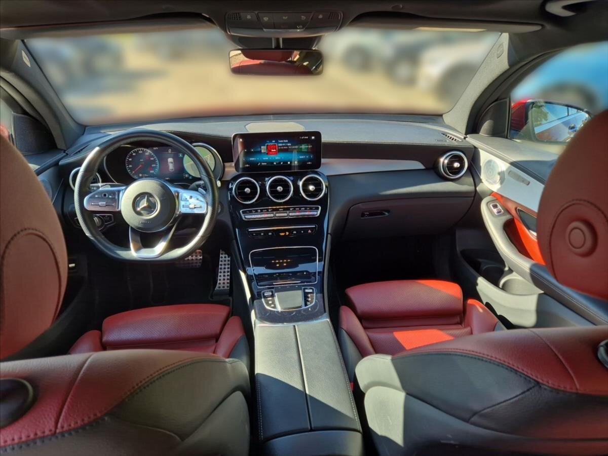 Mercedes-Benz GLC Hatchback 2,0 l 180 kw