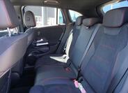 Mercedes-Benz GLA 10