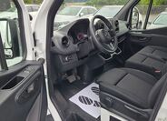 Mercedes-Benz Sprinter 9