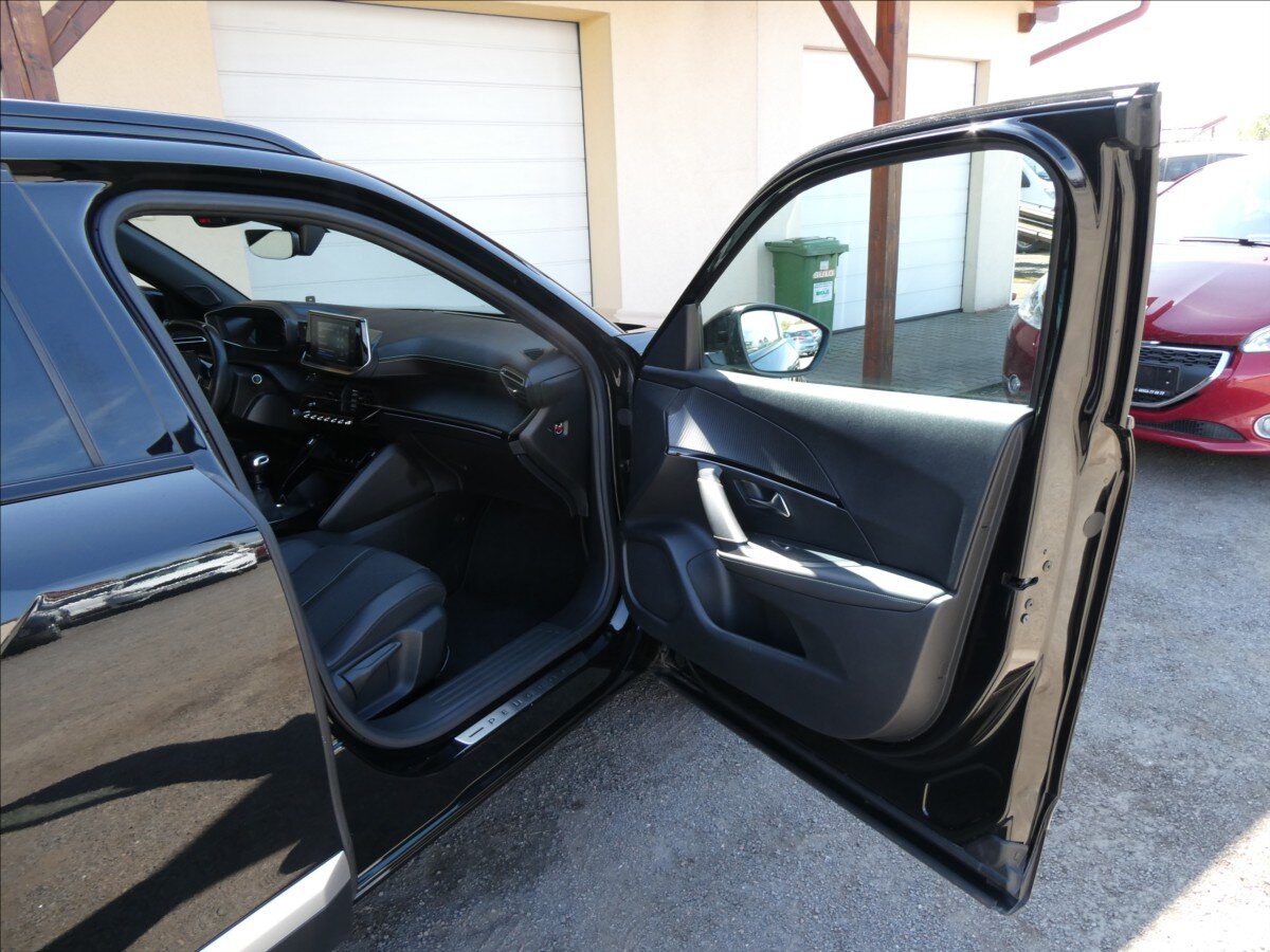Peugeot 2008 SUV / Terénní 1,2 l 96 kw