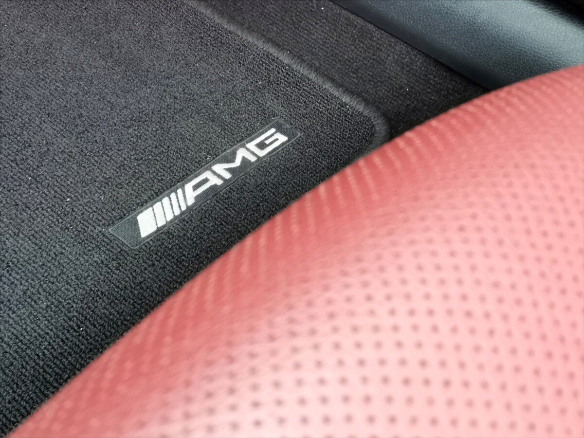 Mercedes-Benz Třídy C Kabriolet 2,0 l 180 kw