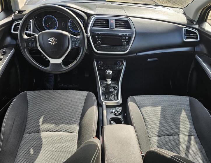 Suzuki SX4 S-Cross 20