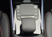 Mercedes-Benz GLA SUV / Terénní 1,3 l 160 kw