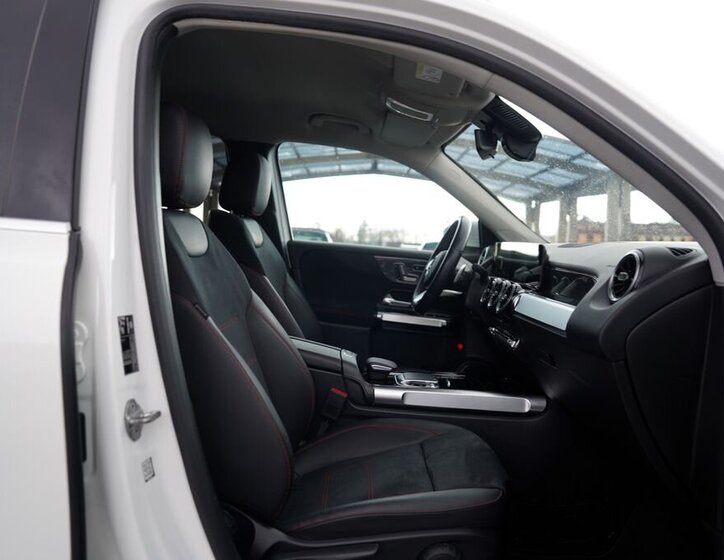 Mercedes-Benz GLB SUV / Terénní 2,0 l 110 kw