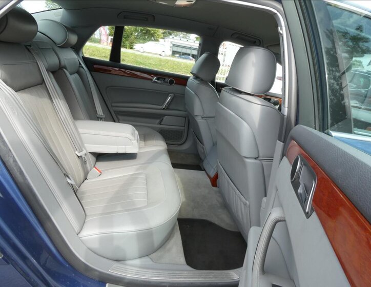 Volkswagen Phaeton Sedan 3,0 l 171 kw