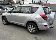 Toyota RAV4 9