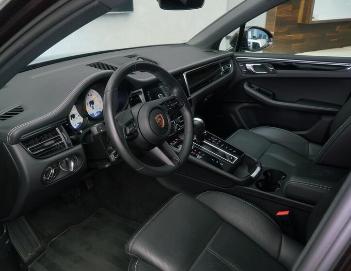 Porsche Macan SUV / Terénní 2,9 l 280 kw