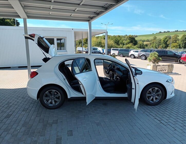 Mercedes-Benz Třídy A Hatchback 1,3 l 80 kw