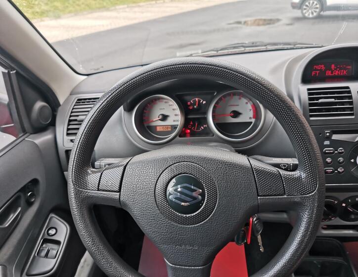 Suzuki Ignis 11