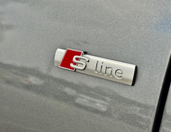 Audi Q8 SUV 3,0 l 210 kw