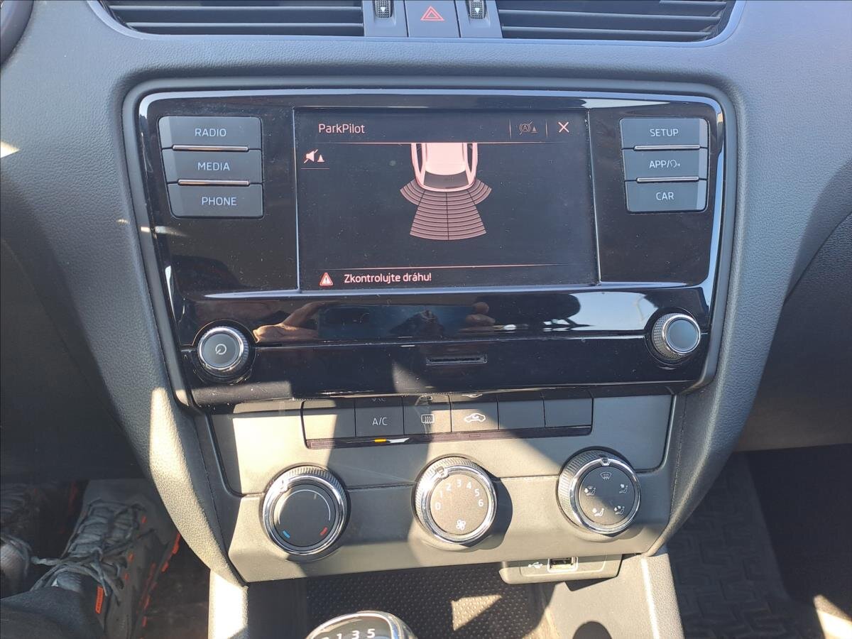 Škoda Octavia Kombi 1,5 l 110 kw