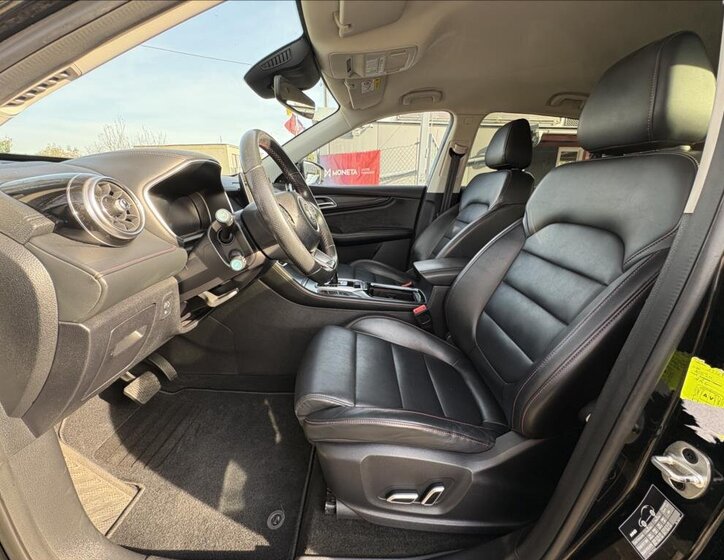 MG EHS SUV 1,5 l 119 kw