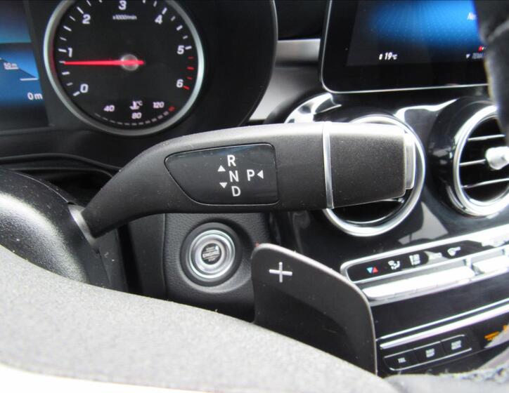 Mercedes-Benz GLC 26