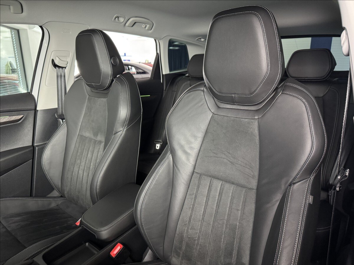 Škoda Karoq SUV / Terénní 2,0 l 110 kw