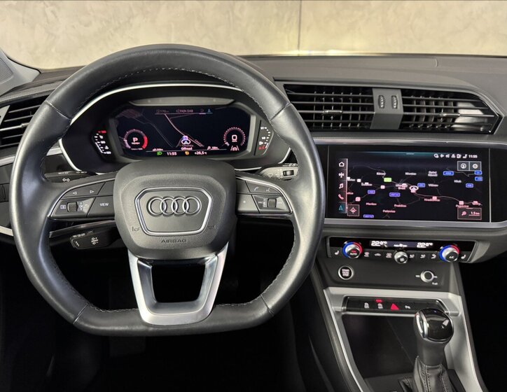 Audi Q3 SUV 2,0 l 110 kw