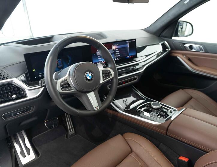 BMW X7 10