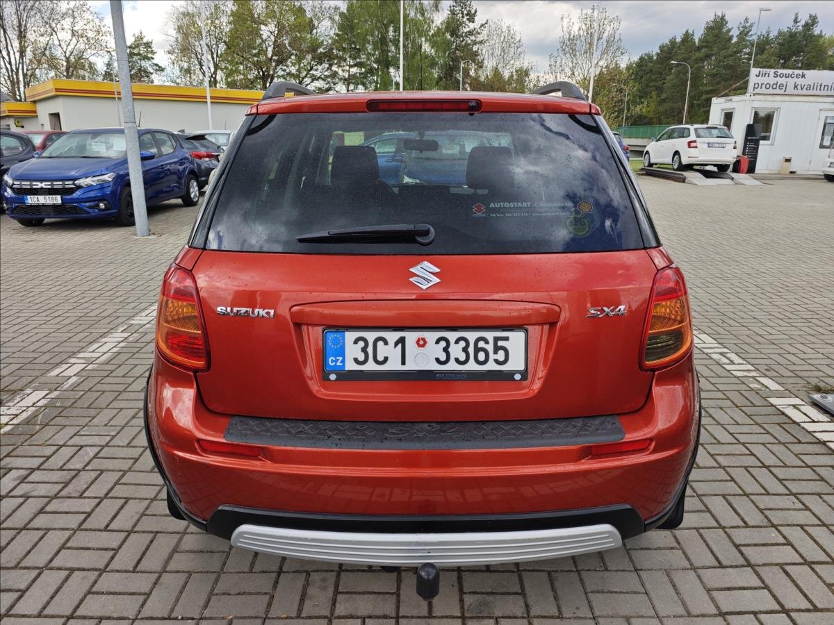 Suzuki SX4 Hatchback 1,5 l 73 kw