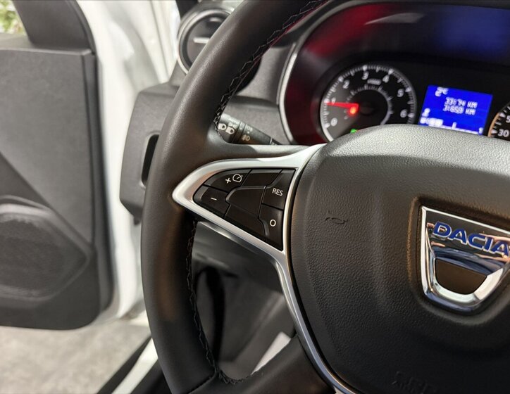 Dacia Duster SUV 999,0 74 kw