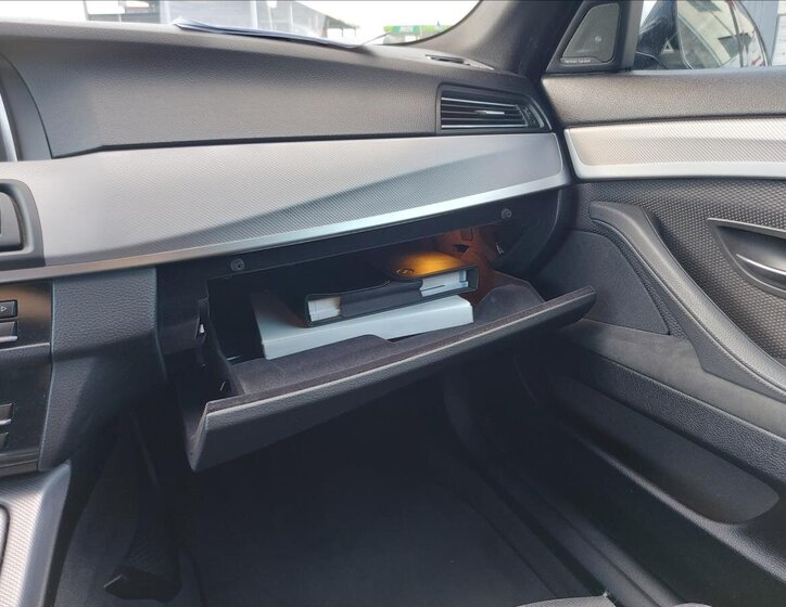 BMW Řada 5 Kombi 3,0 l 230 kw