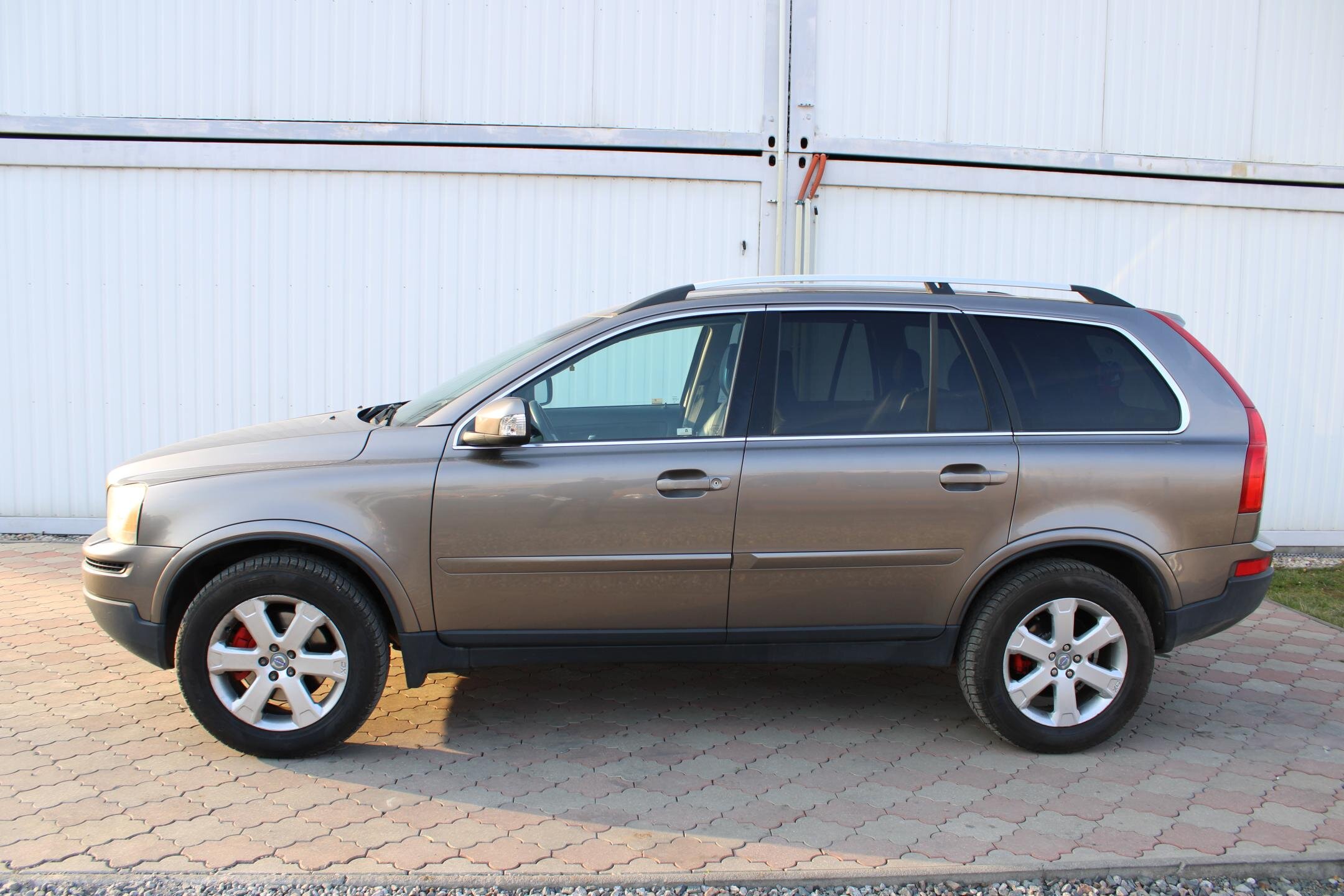 Volvo XC90 SUV / Terénní 2,4 l 136 kw