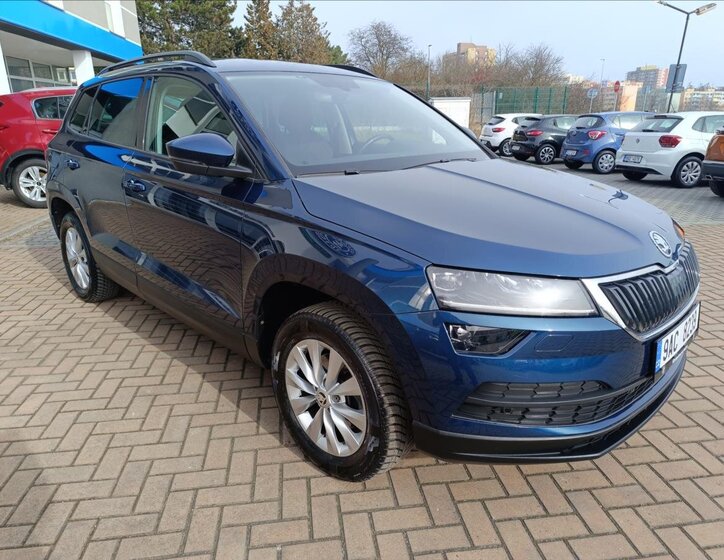 Škoda Karoq SUV / Terénní 1,5 l 110 kw