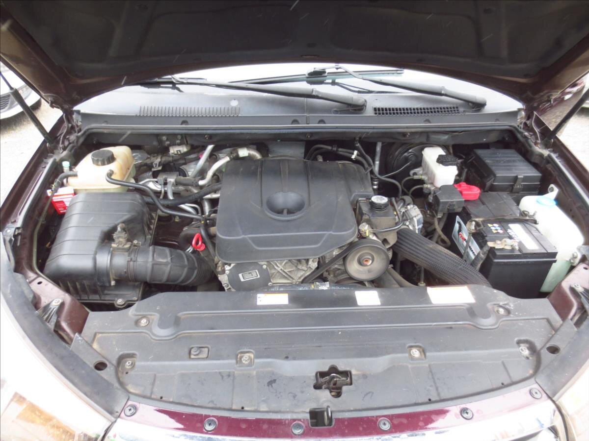 SsangYong Rodius VAN-Minibus 2,0 l 114 kw