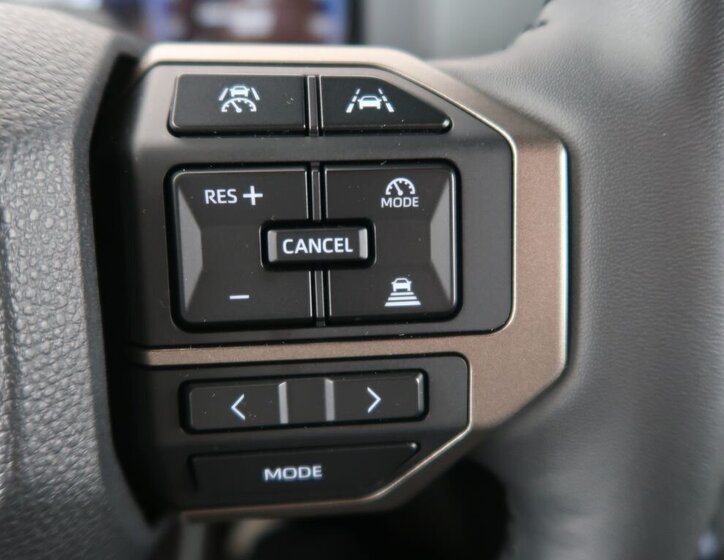 Toyota Land Cruiser SUV 2,8 l 151 kw